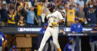 Brewers' Chourio hits 3-run homer in Game 2 of NLDS after hurting his hamstring in series opener
