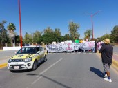No cesa conflicto en el IESEN; alumnos marchan para pedir destitución de directora