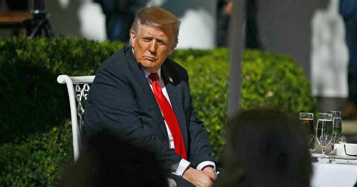 Live updates: Trump-Putin meeting 'on hold'; government shutdown enters Day 21