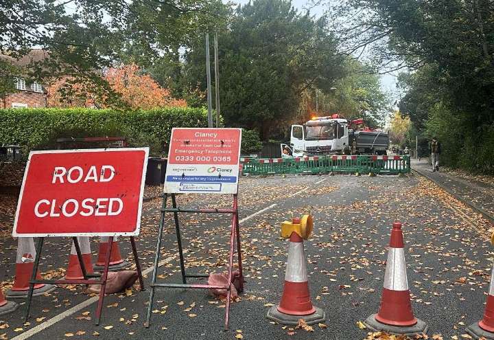 ‘Absolute gridlock’ as New Dover Road in Canterbury shut due to South East Water works