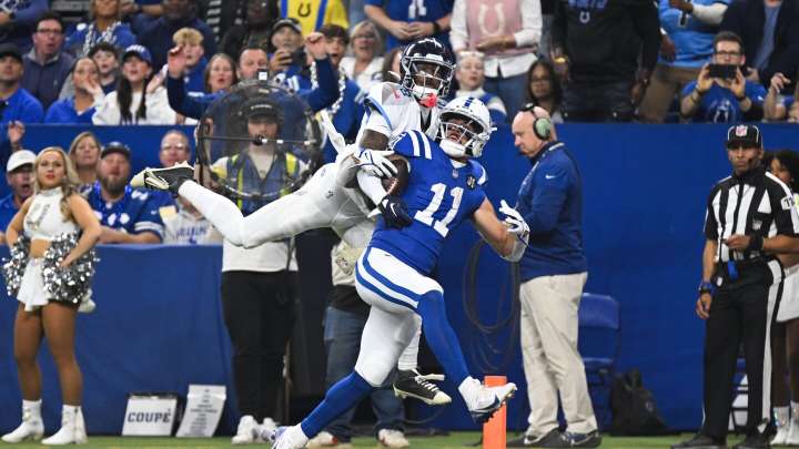 Michael Pittman's terrific 21-yard touchdown catch gives Colts 17
