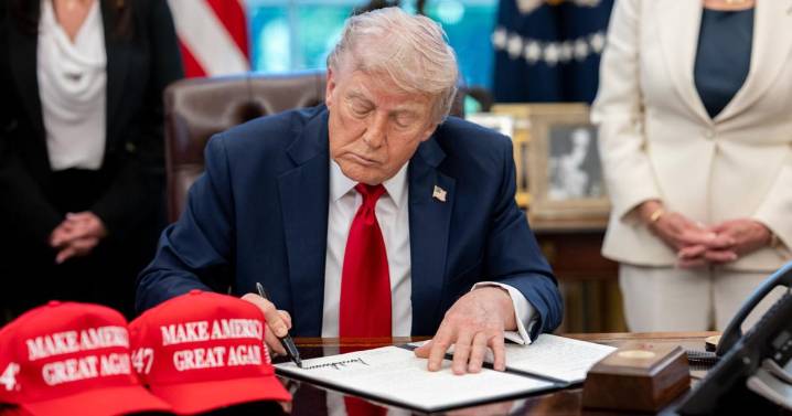 As Trump brings back Presidential Fitness Test, Arizona parents are conflicted
