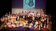 El III Festival de Intercambio de Danzas llena el Teatre Echegaray en Ontinyent