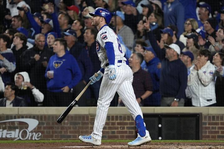 Deadspin | Ian Happ's blast sparks Cubs' win over Brewers, forcing Game 5
