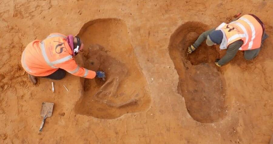 1,400-Year-Old Anglo-Saxon Graveyard Found With 'Sand Silhouettes'