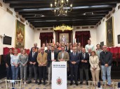 Una treintena de entidades de la ciudad firman el Pacto de Elche por los Autónomos