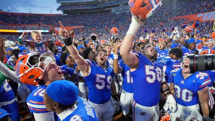 Lagway improves, Wilson shines in his debut and Florida upsets No. 9 Texas 29