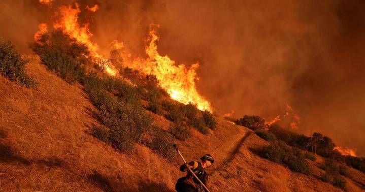 Wildfire risk spikes with high temps as winds whip up in Southern California
