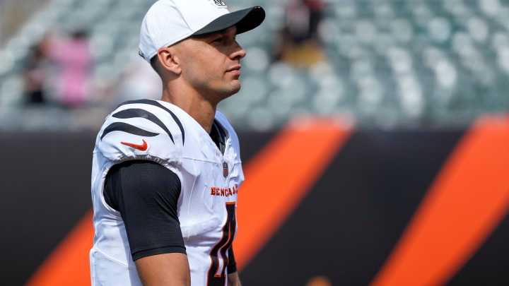 Who the Colts could sign as a backup quarterback