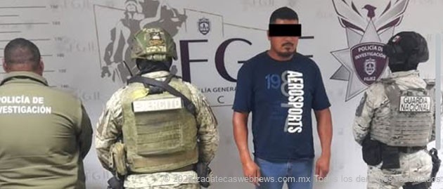 ARRESTAN A UN SUJETO QUE PRESUNTAMENTE ADQUIRÍA AUTOPARTES ROBADAS