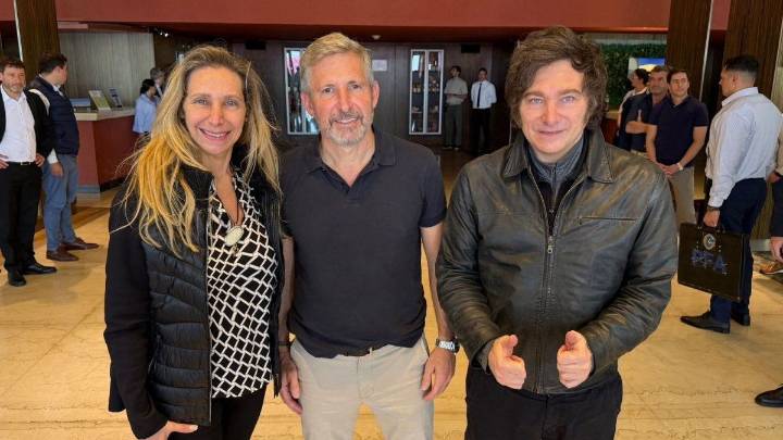 Tras los incidentes en Santa Fe, Javier Milei llegó a Entre Ríos y se reunió con el gobernador Rogelio Frigerio