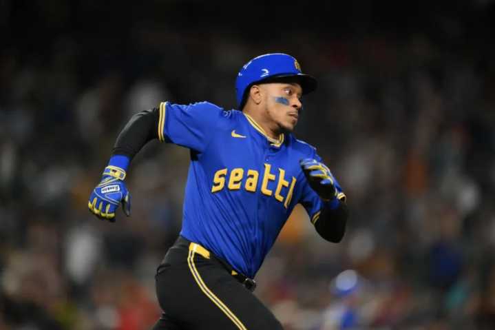 Toronto Blue Jays vs. Seattle Mariners Game 4 Expert Prop Bet Picks