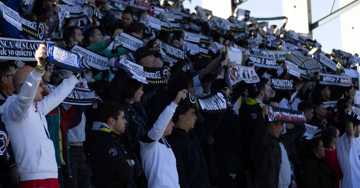 Dificultades para la afición de Unionistas en conseguir una entrada contra el Bilbao Athletic
