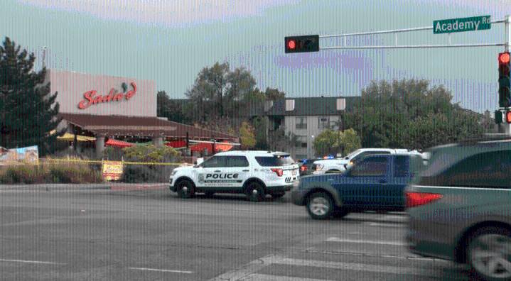 1 man injured and 1 man arrested after shooting in restaurant parking lot in Albuquerque