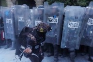 Bloque Negro reaparece y ataca a policías en marcha pro Palestina en CDMX