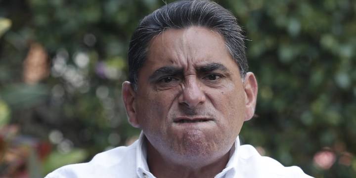 “Al carajo los derechos humanos”, asegura Carlos Álvarez, cómico y precandidato presidencial