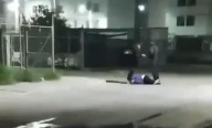 (Video) Tres sujetos medio matan a golpes y machetazos a rival de...