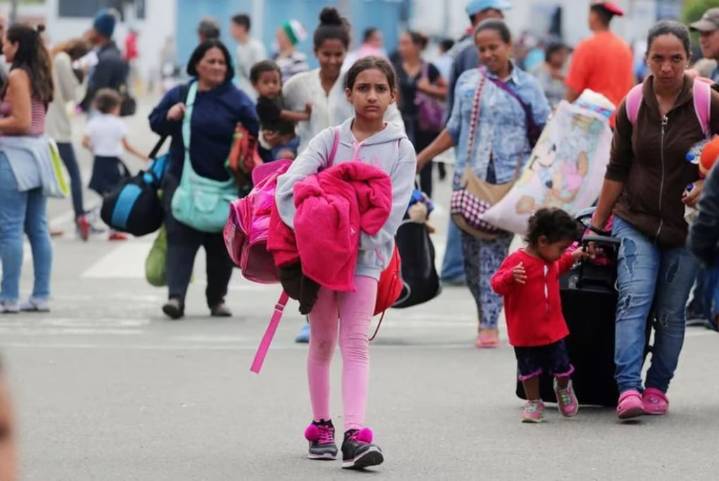 Cierran tres agencias de viaje en Perú por traficar migrantes venezolanos: este era su modus operandi