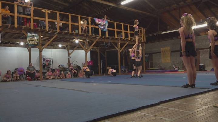 Crater City Gems gear up for fall cheerleading competition