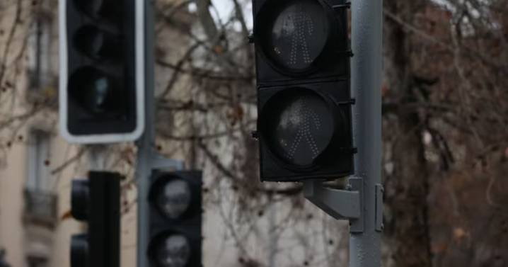 El Coordinador Eléctrico apunta a fallas en la transmisión tras el corte masivo de luz en la Región Metropolitana