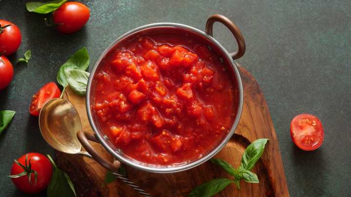 The Best Way To Break Down Tomatoes For Luscious Sauces
