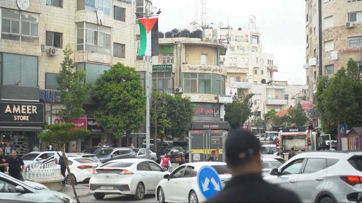 Palestinian families anticipate prisoners release in West Bank