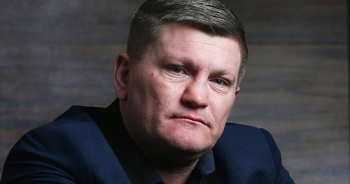 Cricket legend tells of 'guilt' over Ricky Hatton's death: "If only we would have known"