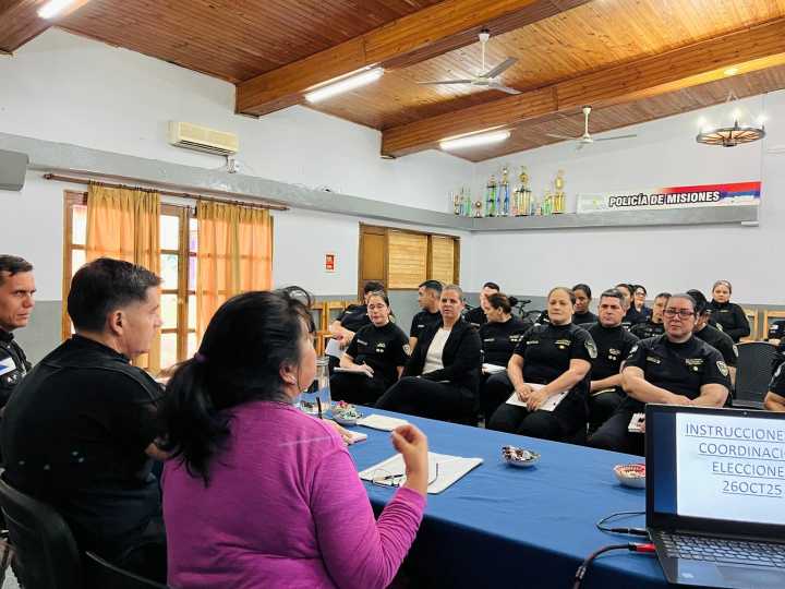 La Policía y la Justicia de Paz de Oberá acordaron medidas para garantizar una jornada electoral segura