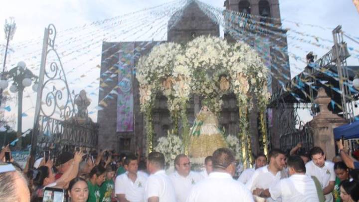 Intenso calor aviva fervor en feligreses durante la edición 294 de la solemnidad de la Virgen del Rosario