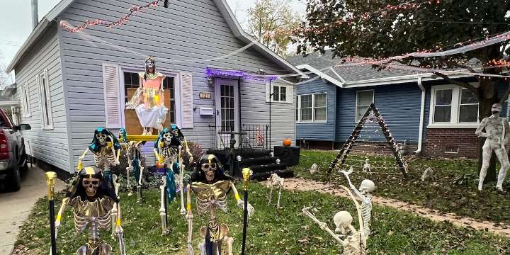 Hastings Parks and Recreation Department’s Halloween Light Fight winner announced