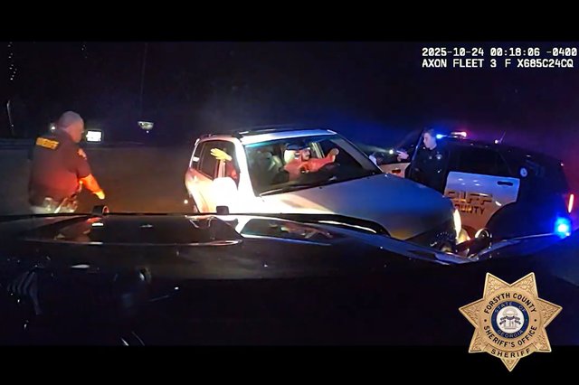 Two arrested after leading deputies on chase through south Forsyth County neighborhood