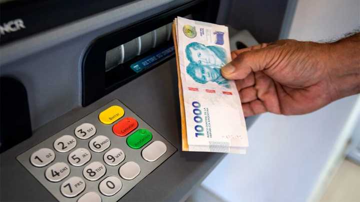 Paritarias: el Gobierno ofreció 4% de aumento en dos meses y un bono de fin de año