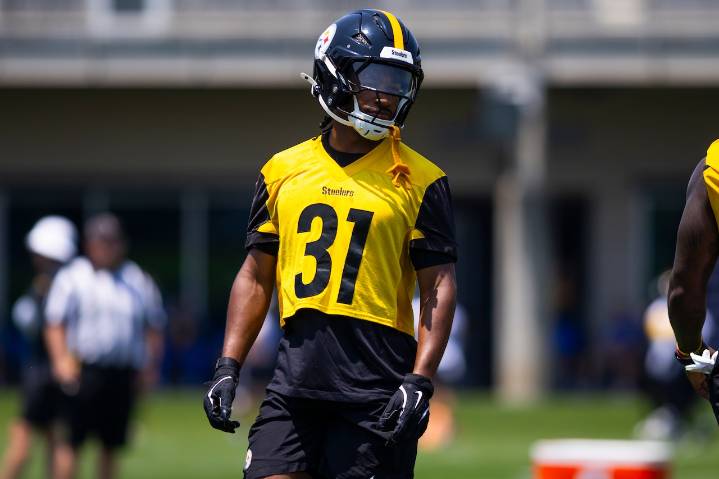 Pittsburgh Steelers could add fiery cornerback for Browns game