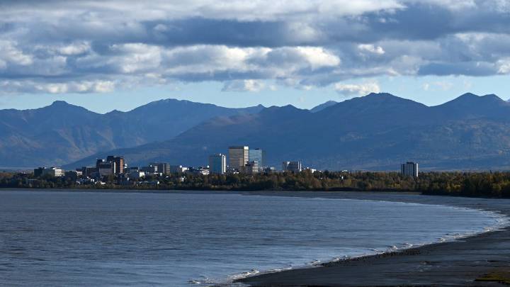 Anchorage shaken as 5.4 earthquake strikes southern Alaska