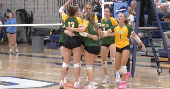 Great Falls CMR takes down Great Falls in 4 sets in crosstown volleyball match