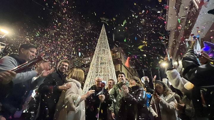 Llanera organiza el primer concurso de tarjetas de Navidad: la ganadora será la imagen de la felicitación de la Alcaldesa