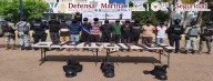 Caen 18 con 8 mil 300 litros de sustancias para elaborar drogas en Sinaloa