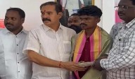 KTR extends financial assistance to MBBS student in Warangal