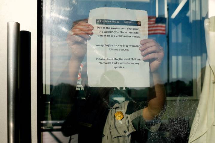 How Illinois is affected by the federal government shutdown