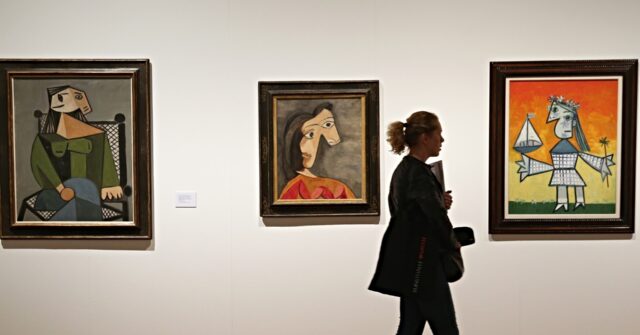 Small But Prized Picasso Painting Disappears on Trip from Madrid Museum