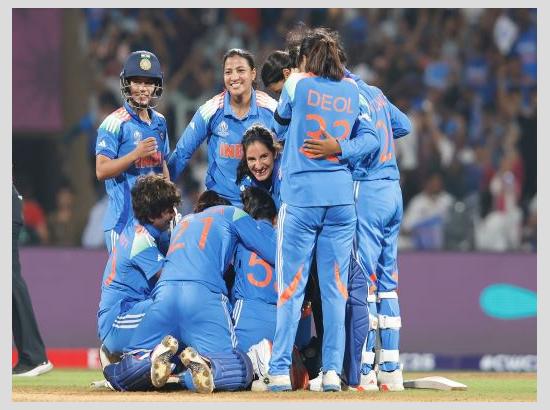 India end Australia's 15-match World Cup streak, script first-ever 300+ chase in ODI World Cup knockouts [ FULL VIEW ]