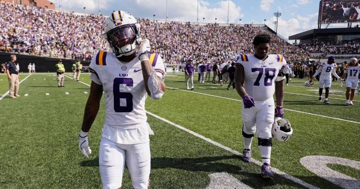 LSU's offense failed in crucial moments of Vanderbilt loss