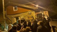El Halloween más espectacular de la zona rural de Oviedo: de noche, con escenas terroríficas y cientos de visistantes