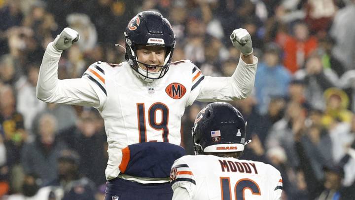 Bears kicker Jake Moody’s heartfelt reaction to MNF heroics vs. Commanders