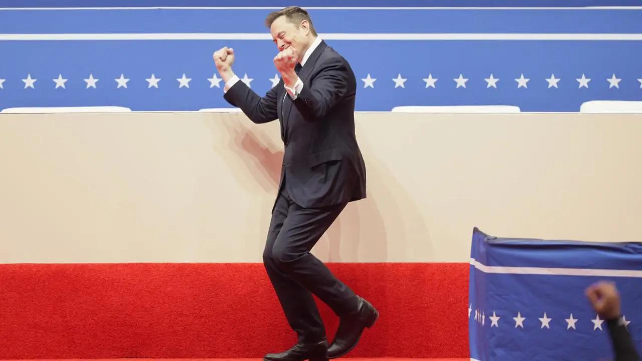 Musk se convierte en la primera persona en alcanzar un patrimonio neto de 500,000 mdd
