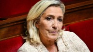 Le Pen anuncia una moción de censura contra el nuevo gobierno francés este lunes