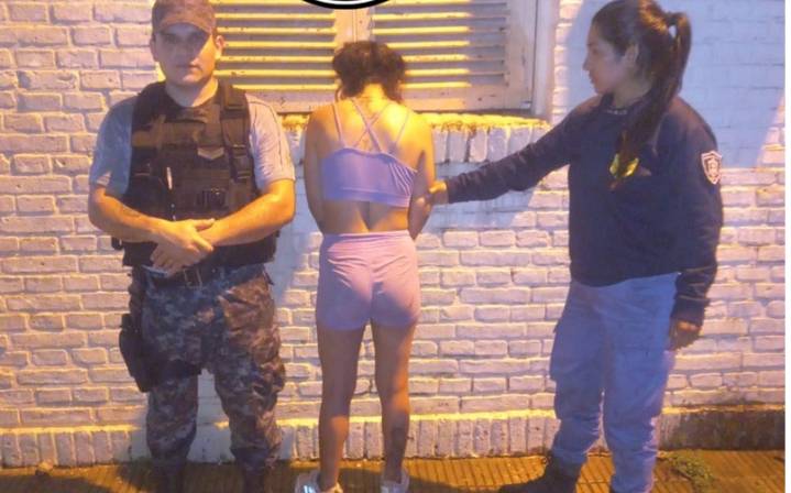 SÁENZ PEÑA: Detuvieron A Una Joven Y Secuestraron Una Moto En El Barrio Ginez Benítez