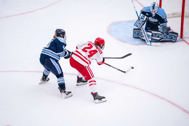 UMaine women’s ice hockey goalie leads the nation in saves 
