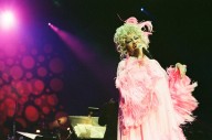 “Éxitos eternos: Centennial Edition” es el vinilo con el que Amazon Music celebra los 100 años de Celia Cruz. “¡Azúcar!”