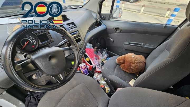 La Policía libera en Málaga a una mujer y sus dos hijos tras 13 días secuestrados en un coche por su expareja